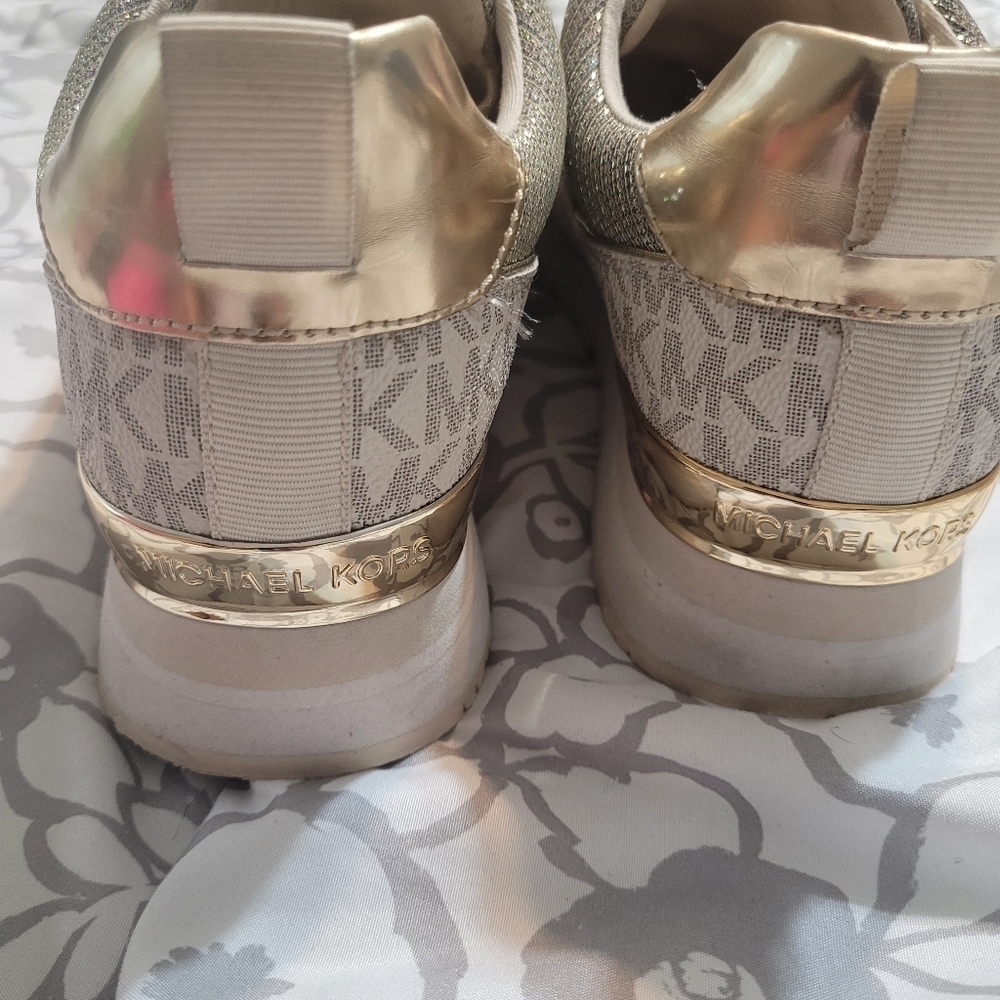 Michael Kors Teddi Trainer Shoes Size 9 Cream Gold limited edition - Picture 5 of 8